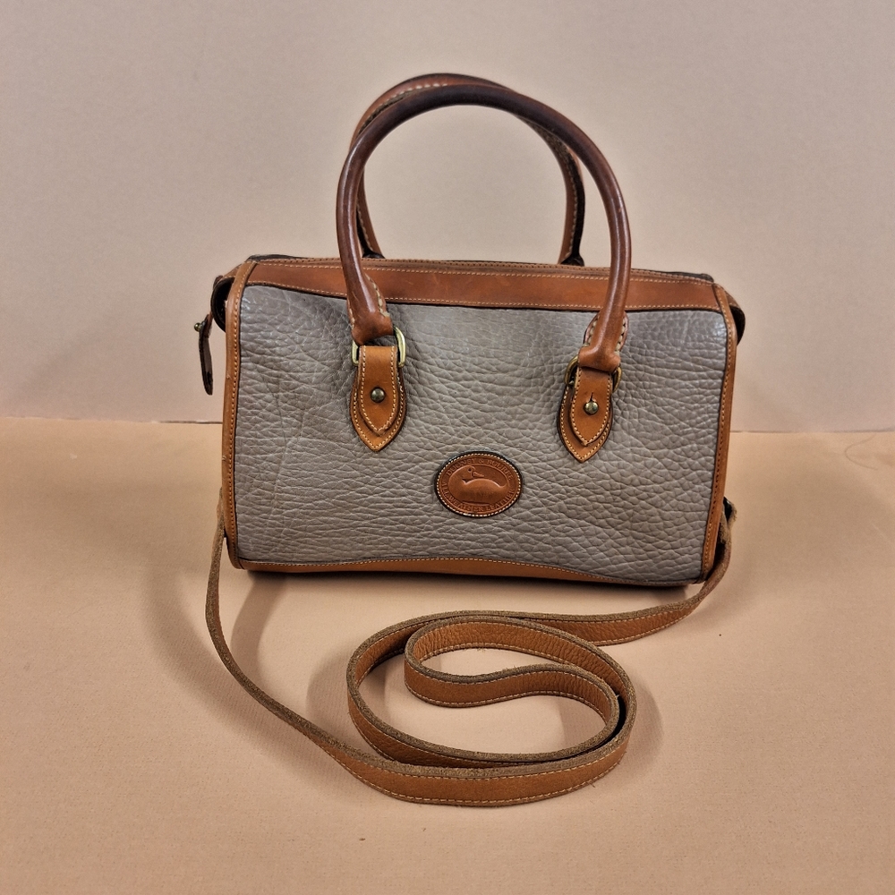 Vintage 80's Dooney & Bourke satchel barrel bag 12 x 9 x 5